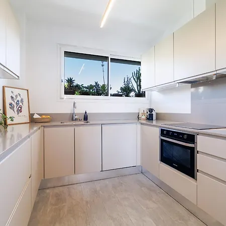 Quiet & Open View - 1 Bdr Large Terrace Apartamento