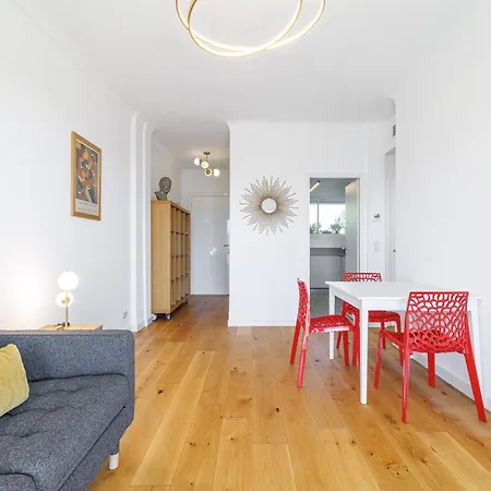 Apartamento Quiet & Open View - 1 Bdr Large Terrace Nice