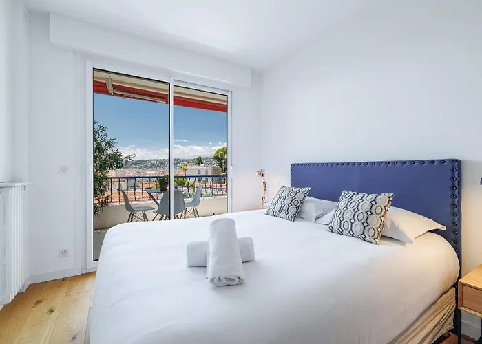 Quiet & Open View - 1 Bdr Large Terrace 니스
