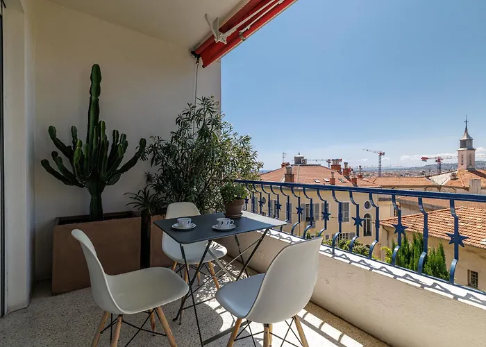 Quiet & Open View - 1 Bdr Large Terrace 아파트