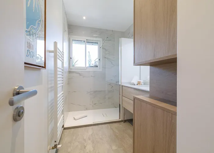 Quiet & Open View - 1 Bdr Large Terrace Apartment Nice