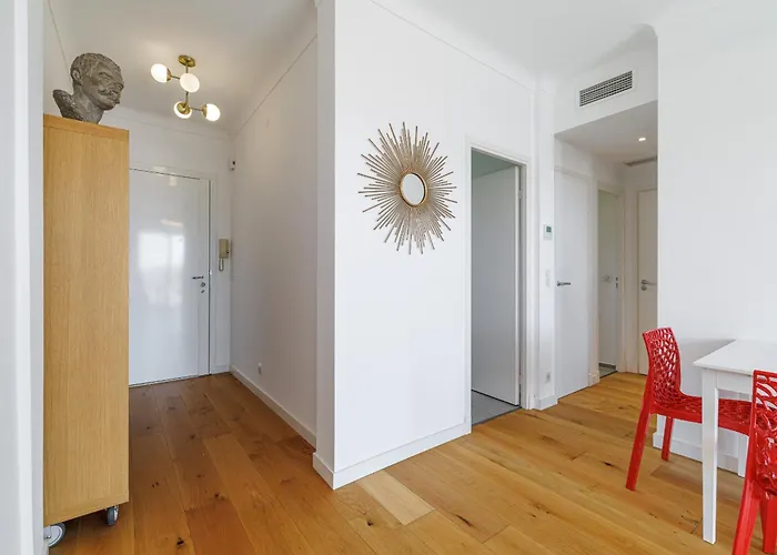 Quiet & Open View - 1 Bdr Large Terrace Apartment Nice