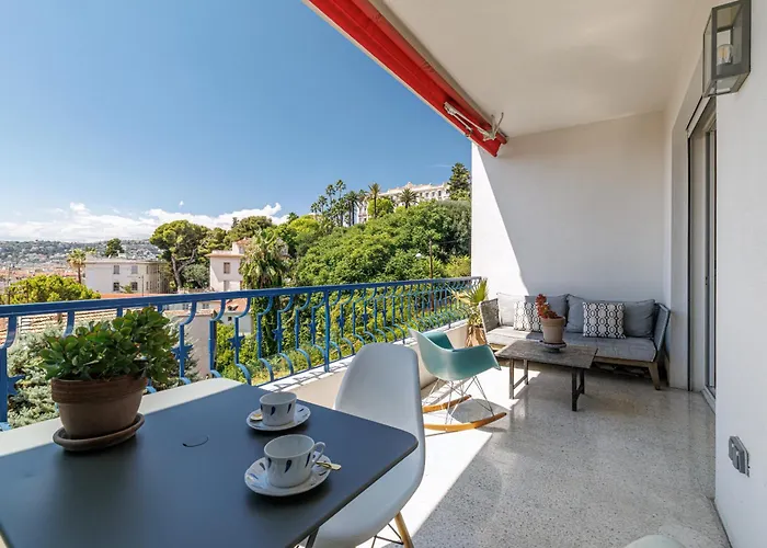 Lägenhet Quiet & Open View - 1 Bdr Large Terrace